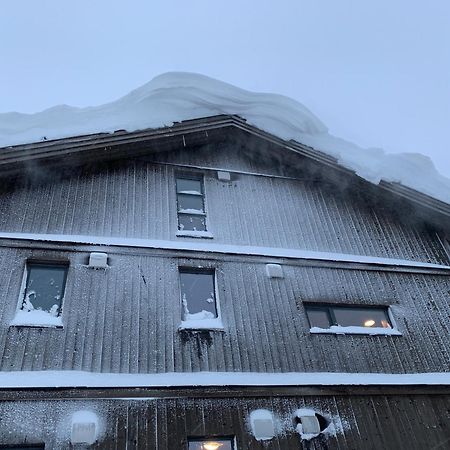 Sjusjoen シューショーエン ヒュトゥットライアヴィラ エクステリア 写真